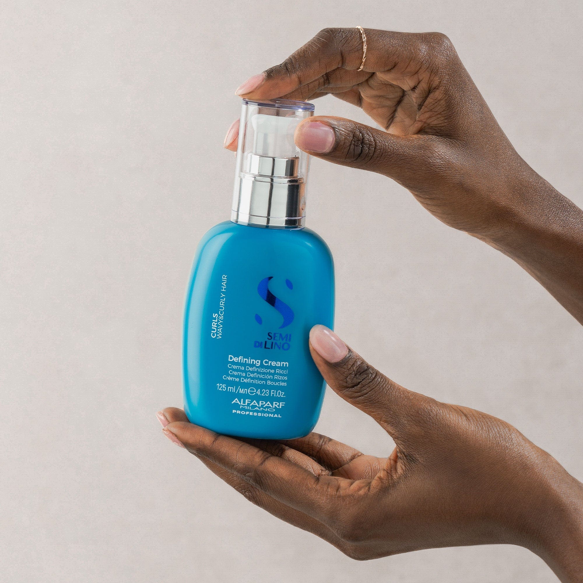 Alfaparf Aceite Capilar Alfaparf Semi di Lino Curls Defining Cream 125 ml Roberta Beauty Club Tienda Online Productos de Peluqueria