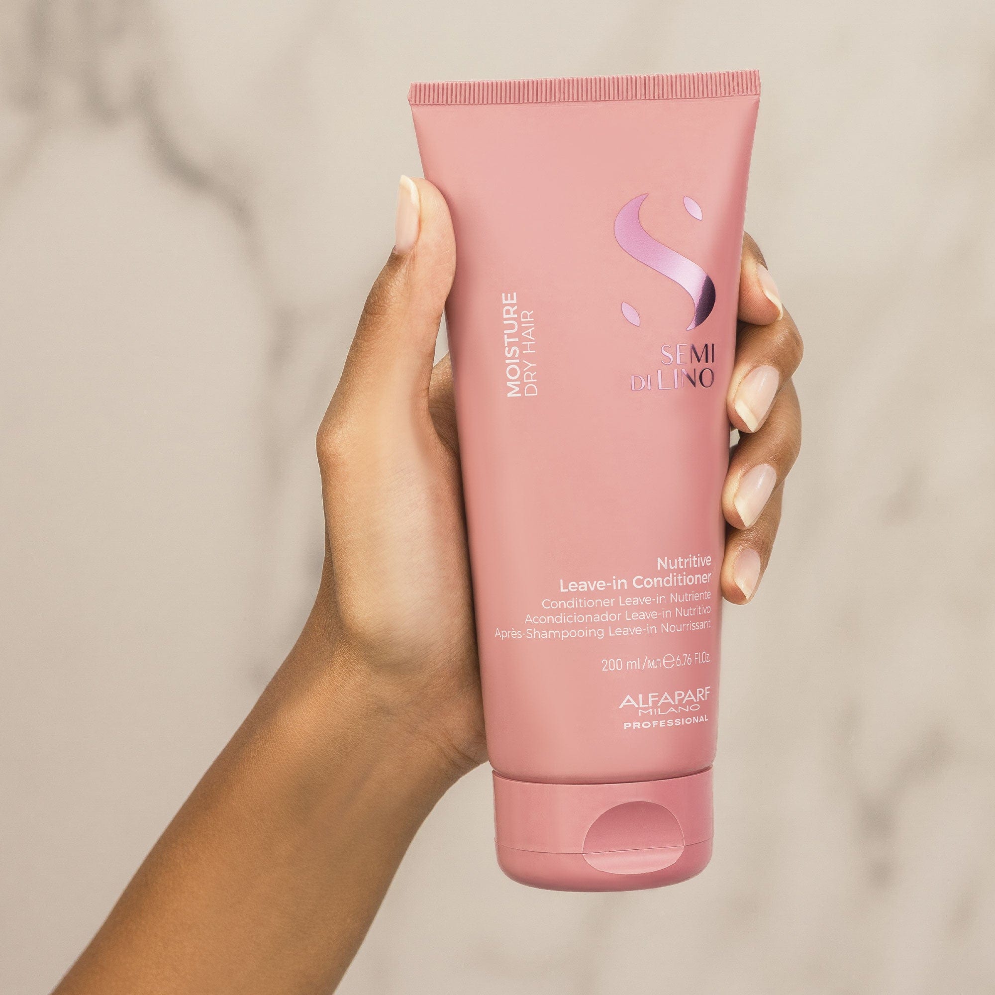 Alfaparf Acondicionador Alfaparf Semi di Lino Moisture Nutritive Leave-in Conditioner 200 ml Roberta Beauty Club Tienda Online Productos de Peluqueria