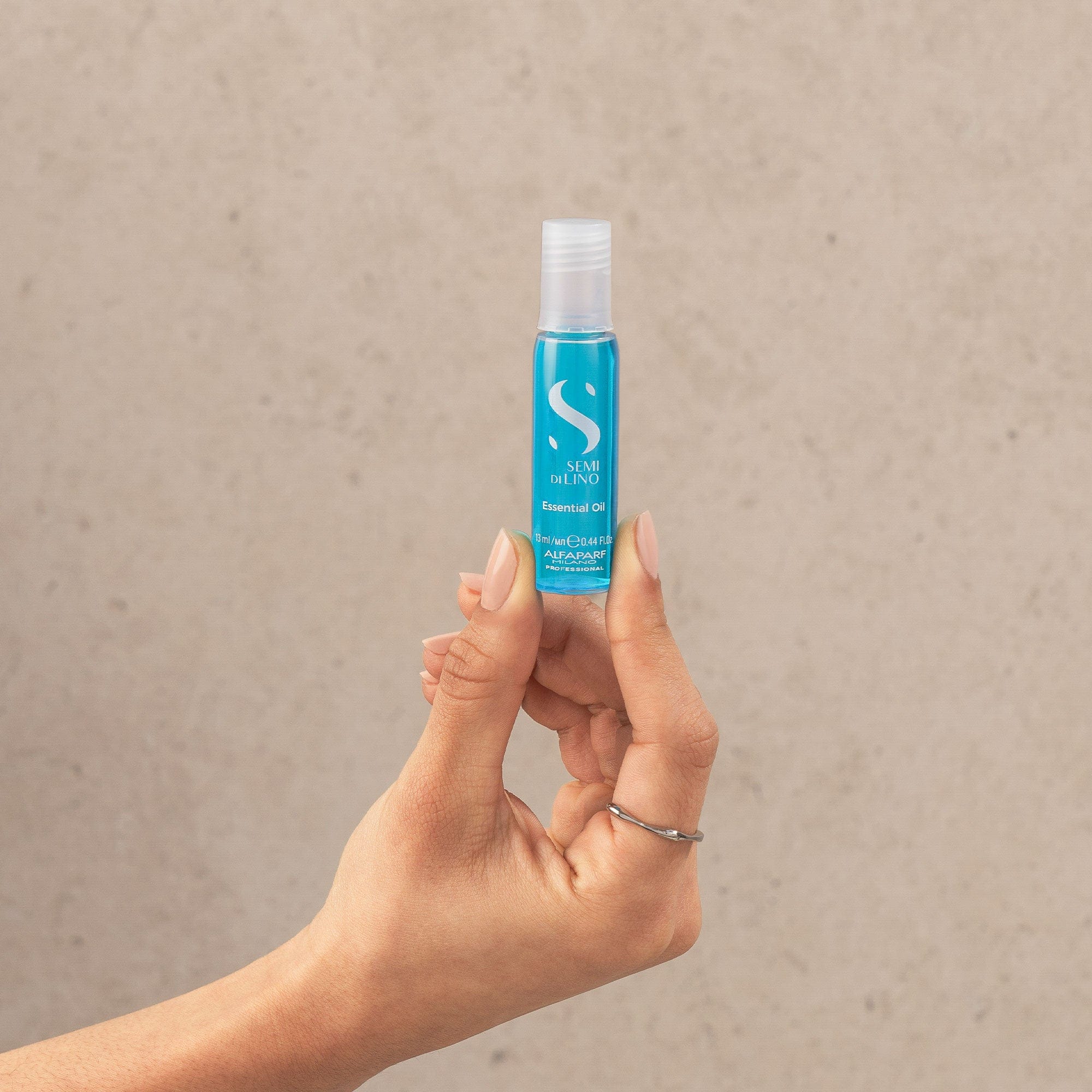 Alfaparf Tratamiento Alfaparf Semi di Lino Sublime Essential Oil 12 x 13 ml Roberta Beauty Club Tienda Online Productos de Peluqueria
