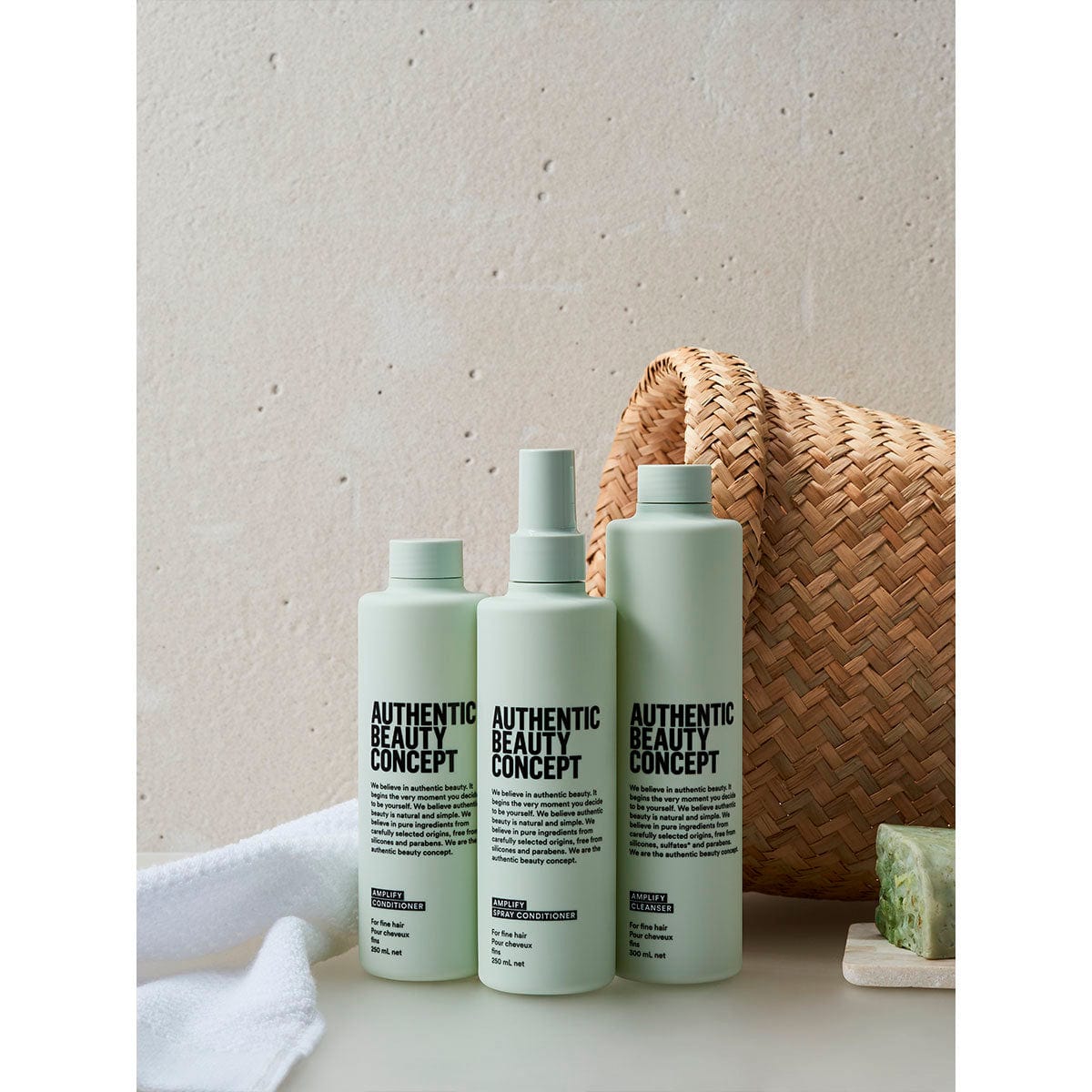 Authentic Beauty Concept Acondicionador AMPLIFY Spray Conditioner 250ml For Fine Hair Roberta Beauty Club Tienda Online Productos de Peluqueria