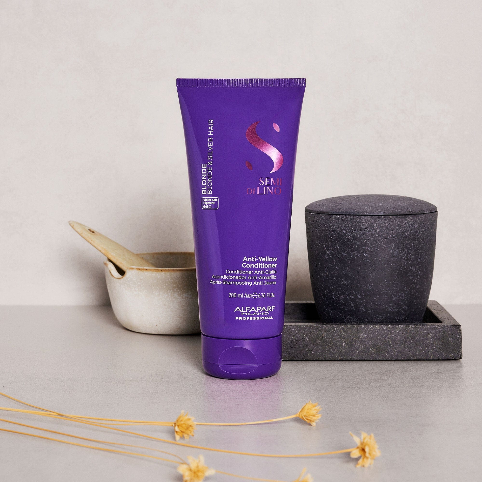 Alfaparf Acondicionador Alfaparf Semi di Lino Blonde Anti-Yellow Conditioner 200 ml Roberta Beauty Club Tienda Online Productos de Peluqueria