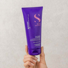 Alfaparf Acondicionador Alfaparf Semi di Lino Blonde Anti-Yellow Conditioner 200 ml Roberta Beauty Club Tienda Online Productos de Peluqueria